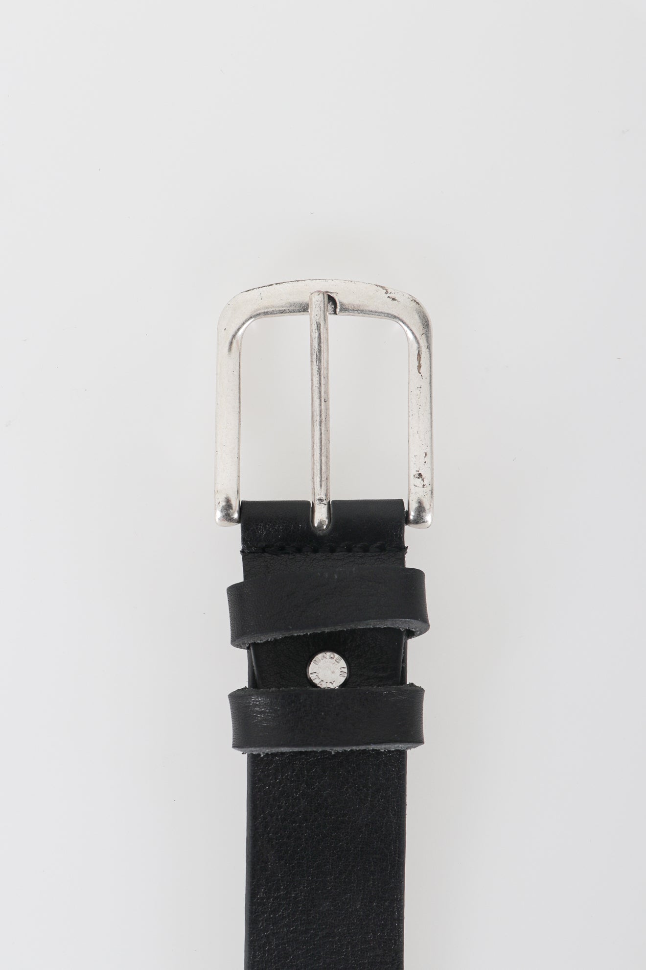 Φαρδιά δερμάτινη ζώνη