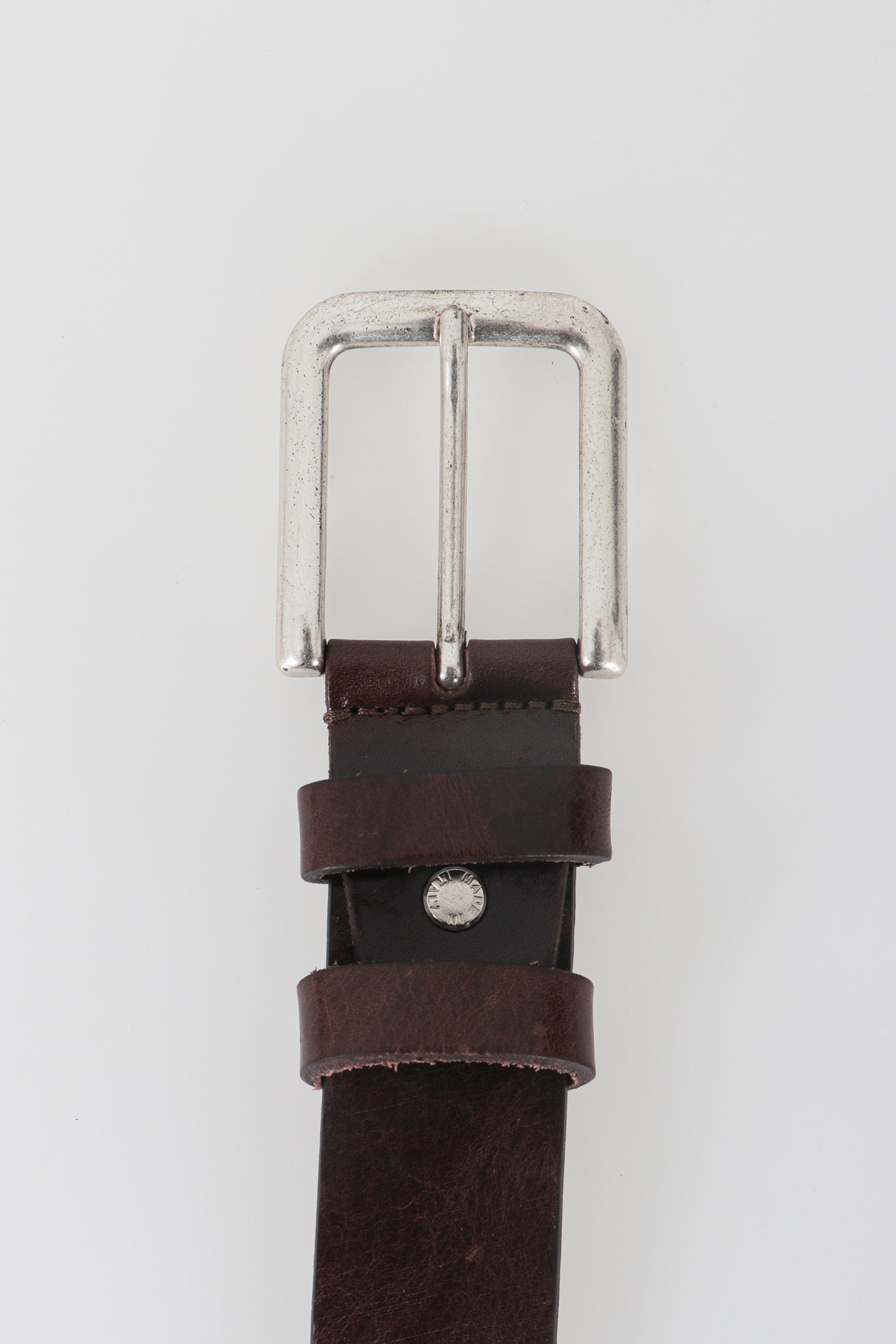 Φαρδιά δερμάτινη ζώνη