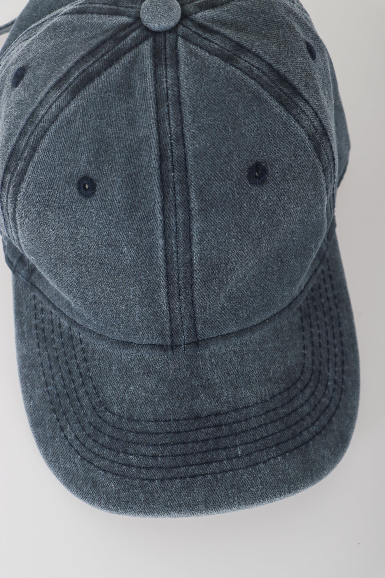 Καπέλο τζόκεϊ με ξέβαμμα