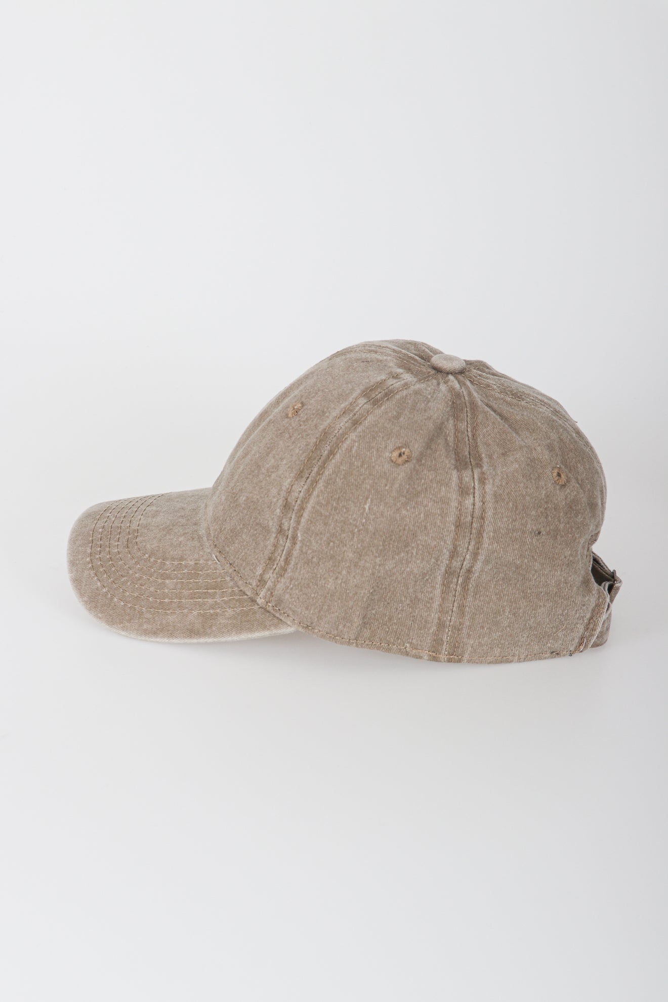 Καπέλο τζόκεϊ με ξέβαμμα