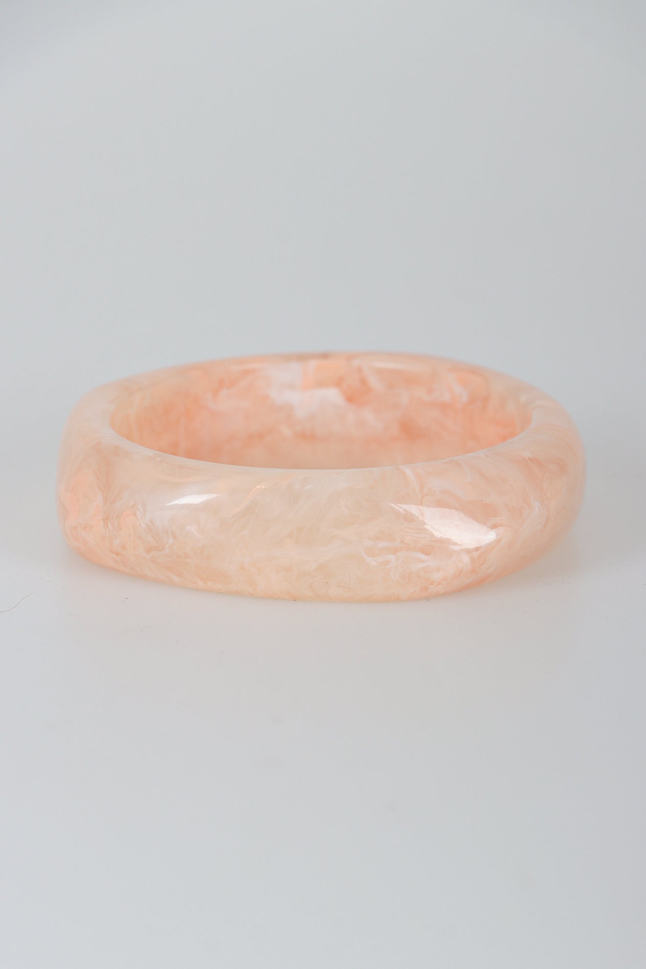 Κοκκάλινο βραχιόλι