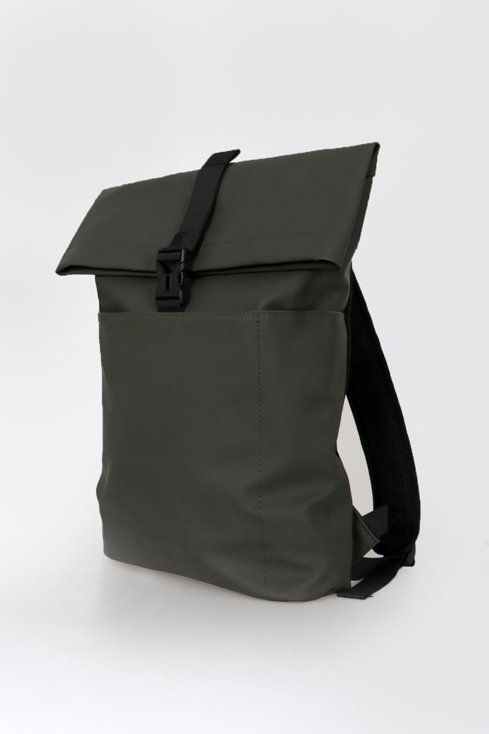 Σακίδιο με καπάκι και αγκράφα