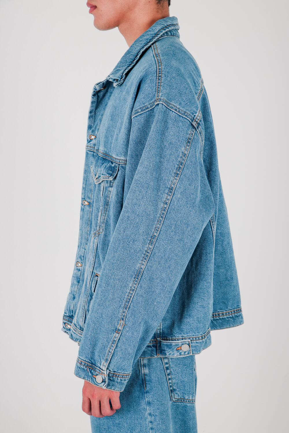 Μπουφάν ντένιμ boxy fit