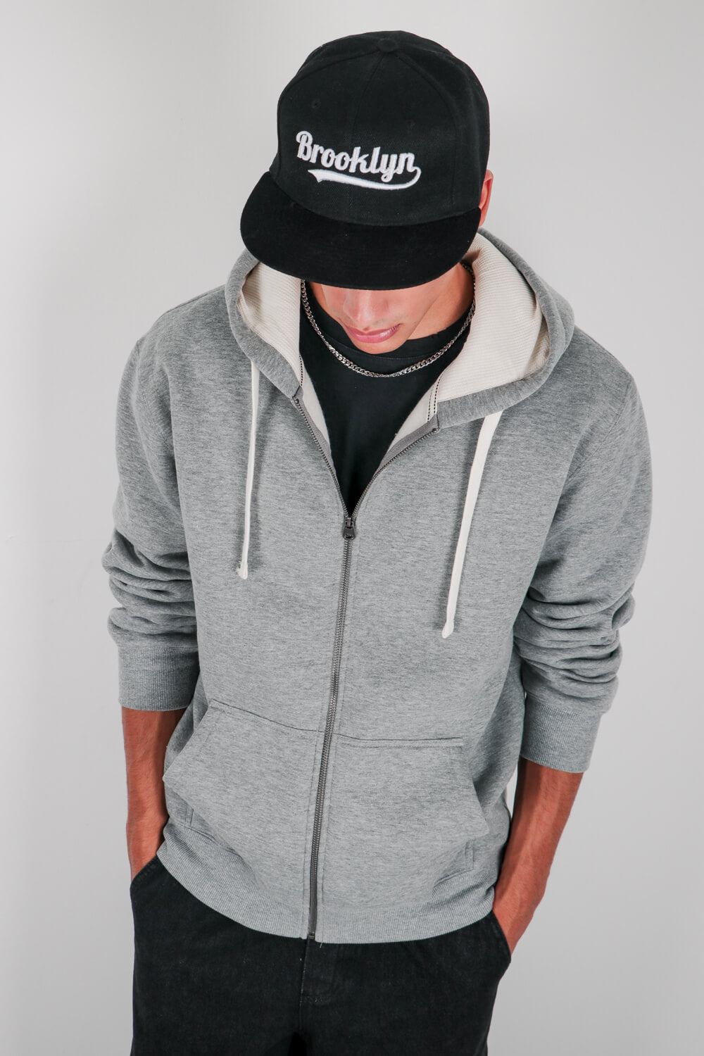 Φόυτερ με κουκούλα και φερμουάρ