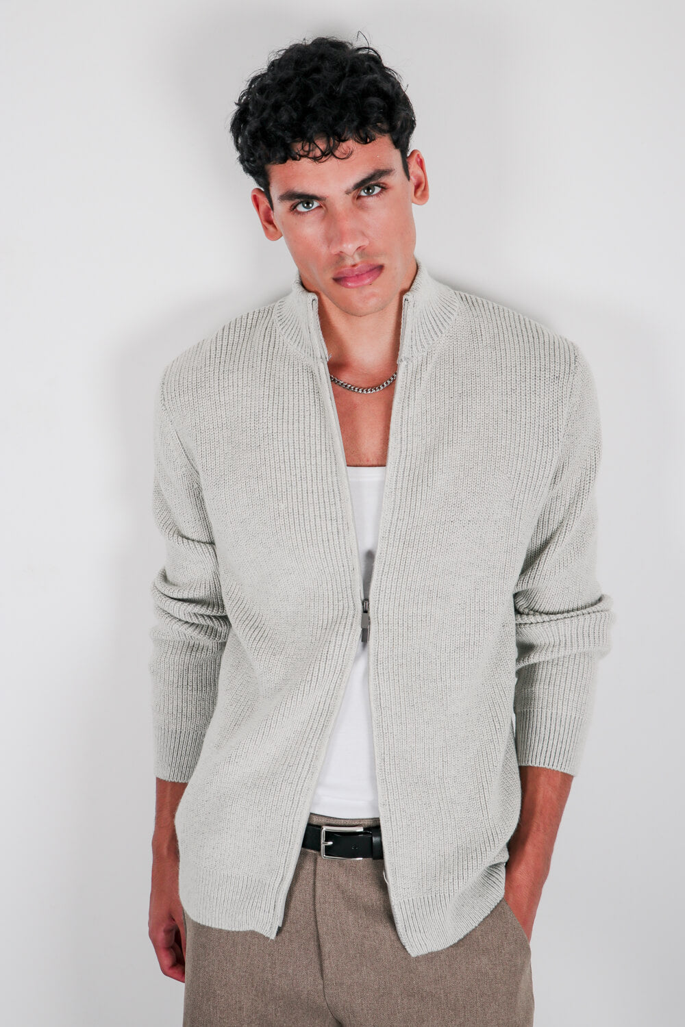 Πλεκτή ζακέτα με ανάποδη πλέξη