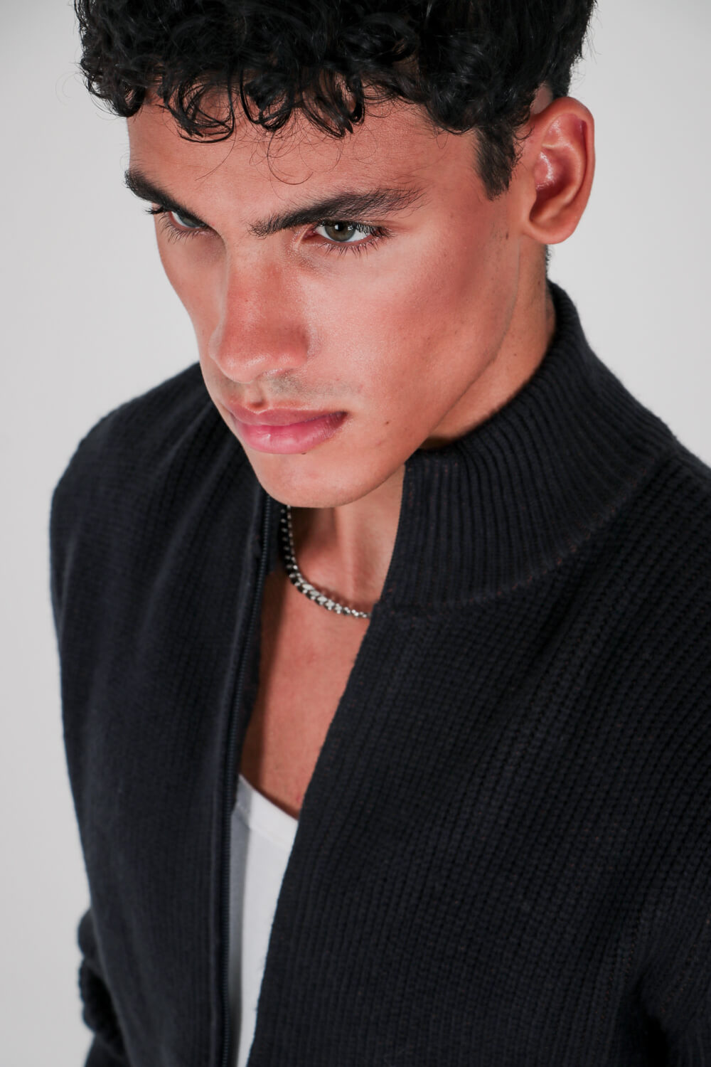 Πλεκτή ζακέτα με ανάποδη πλέξη