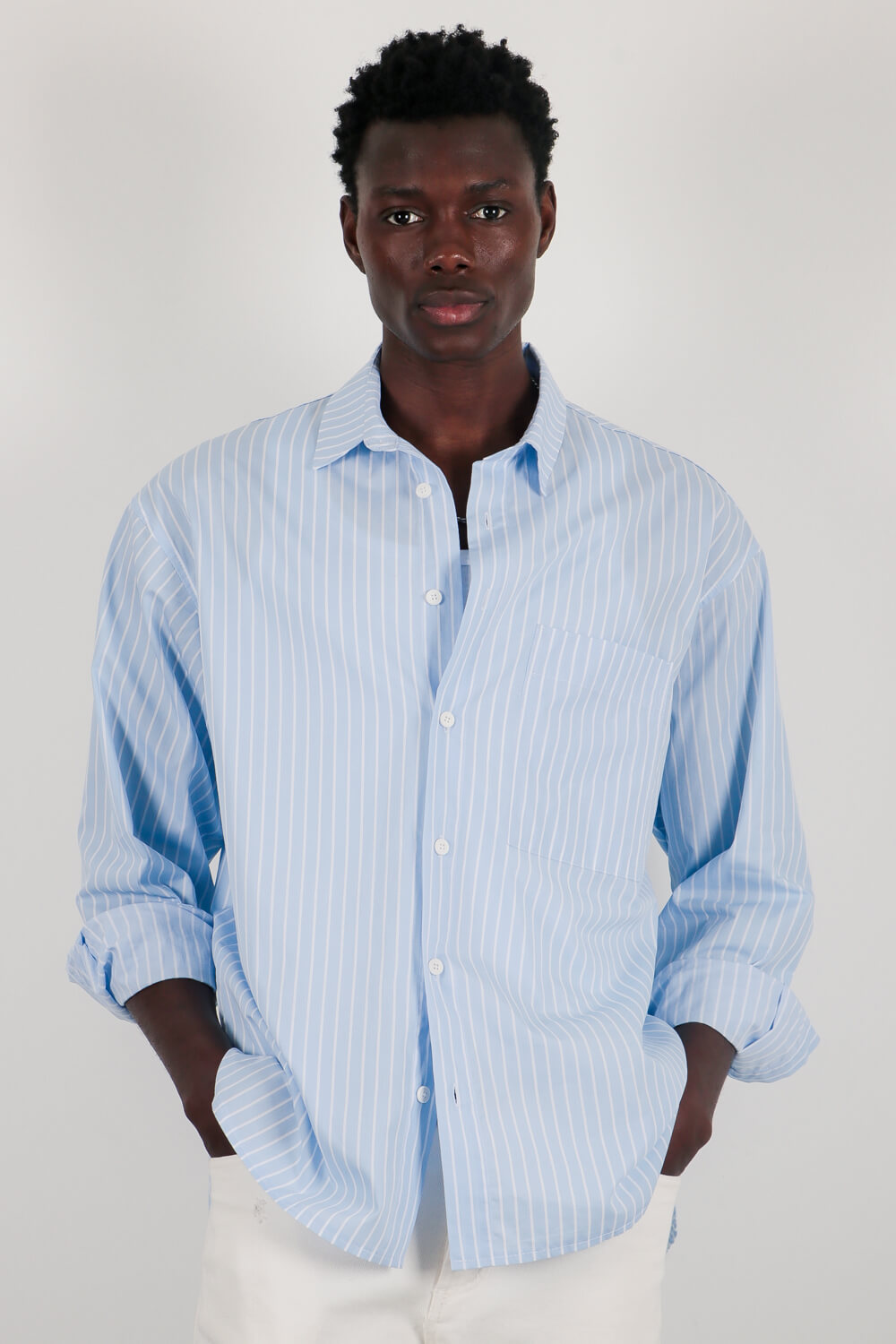 Ριγέ πουκάμισο με τσέπη