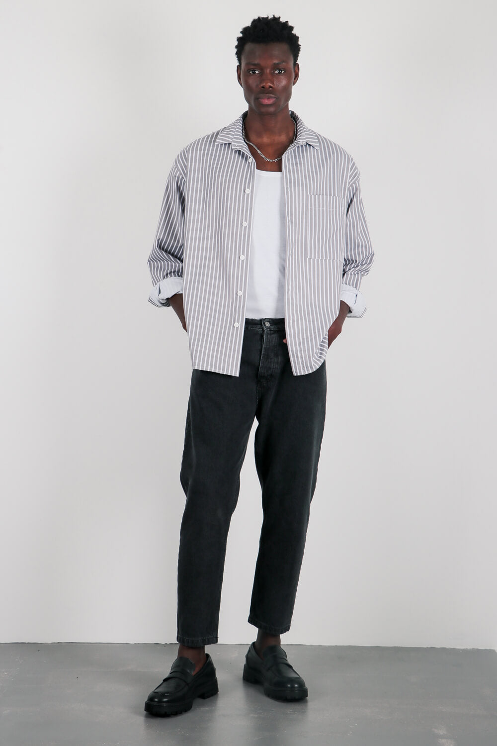 Ριγέ πουκάμισο με τσέπη