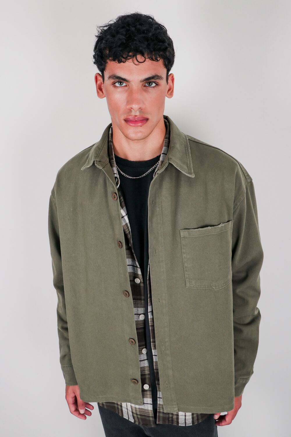 Πουκάμισο ντένιμ με τσέπη