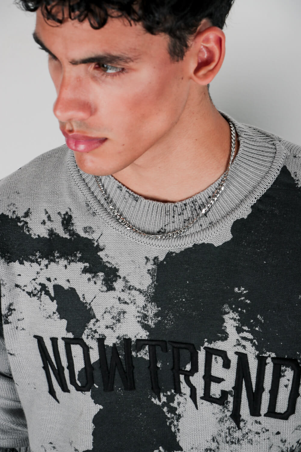 Πλεκτή μπλούζα με τύπωμα