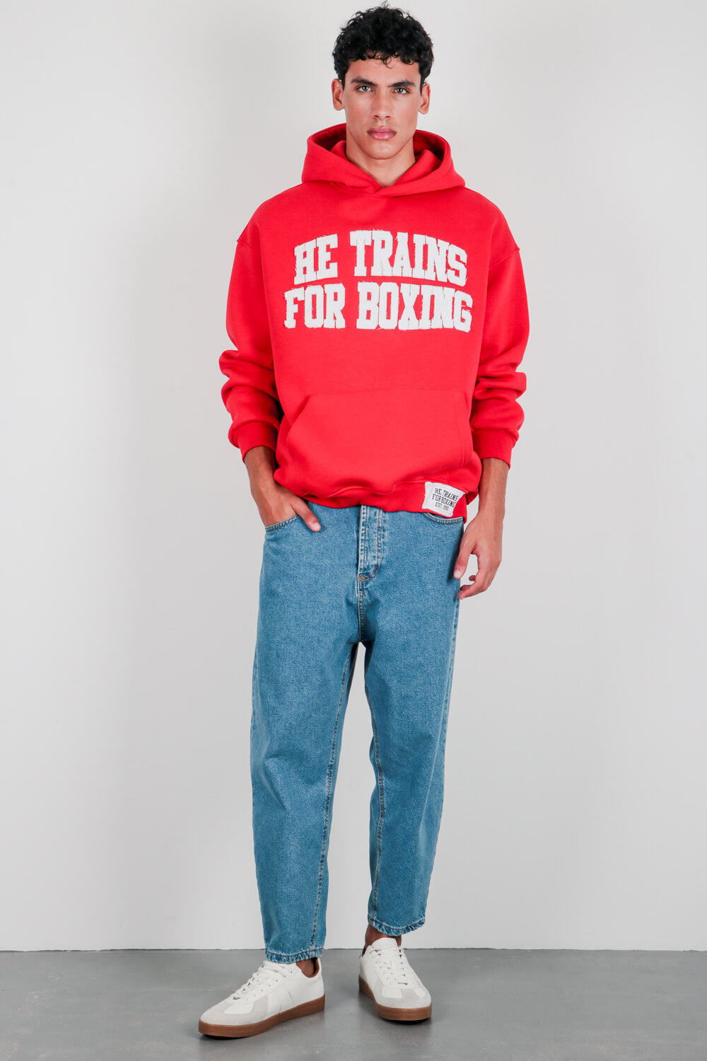 Φούτερ με κουκούλα trains for boxing