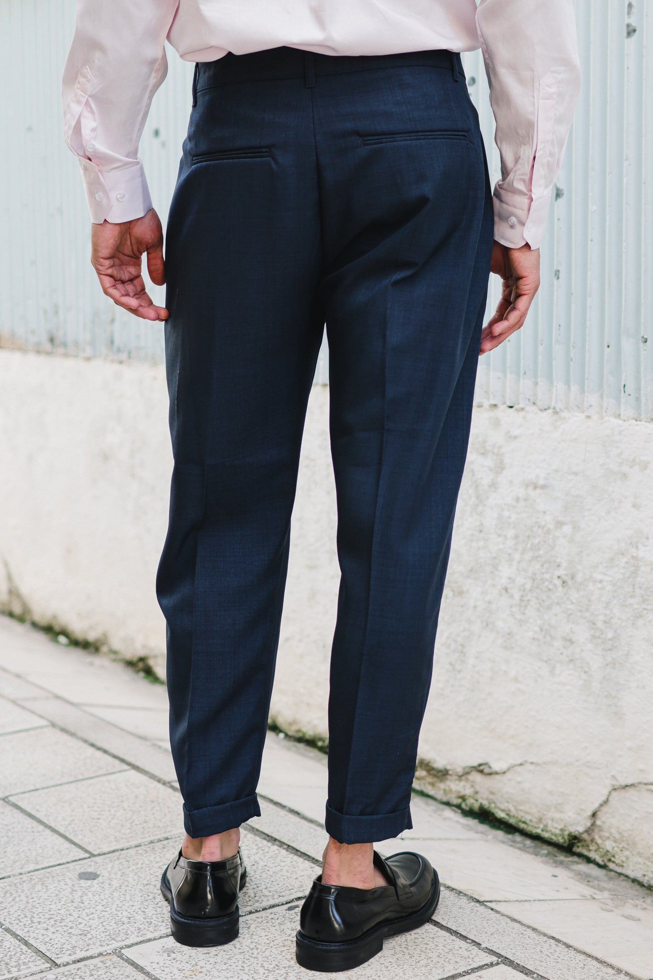Παντελόνι slim fit με μάκρος cropped