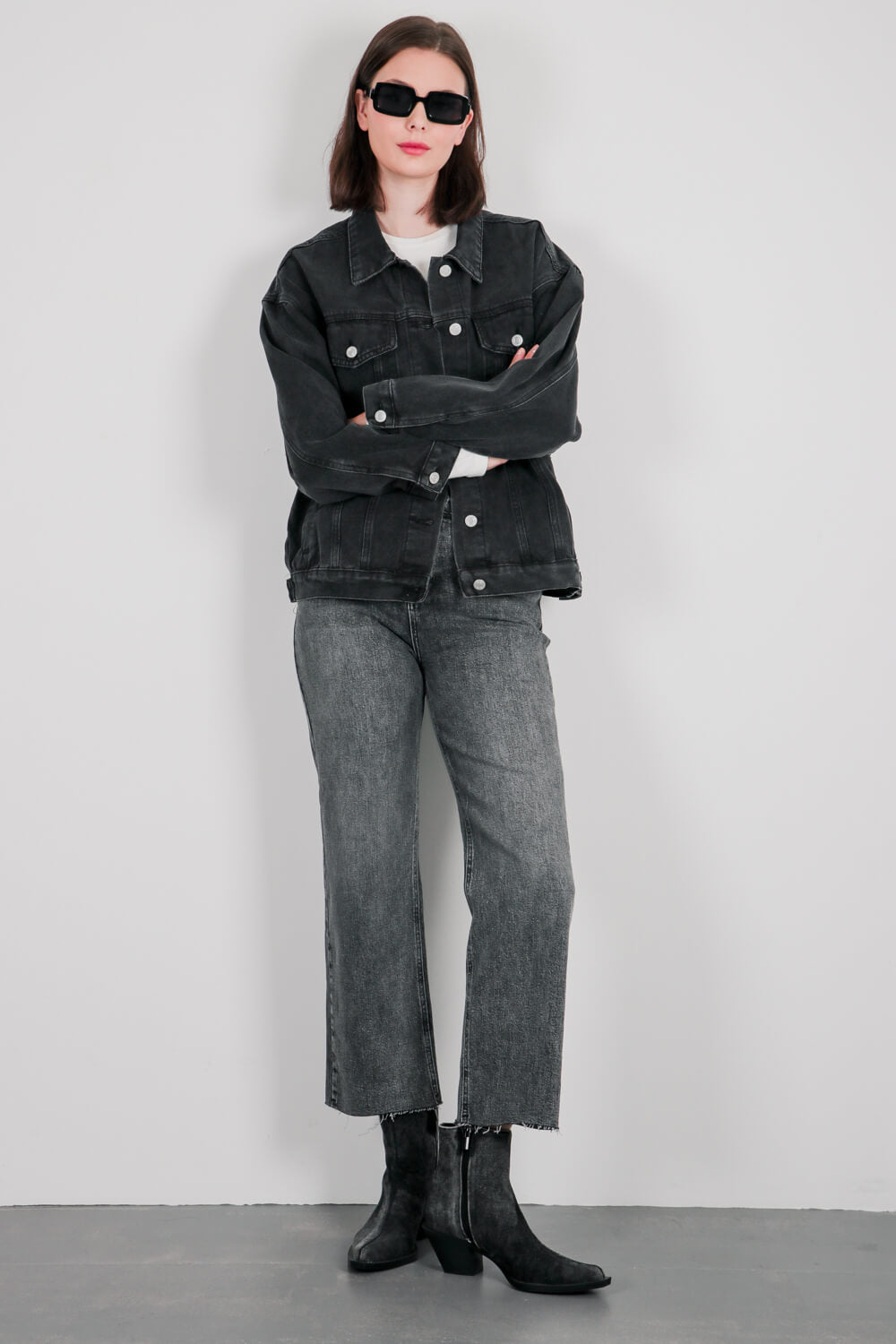 W23FX006_MAYRO_1.jpg