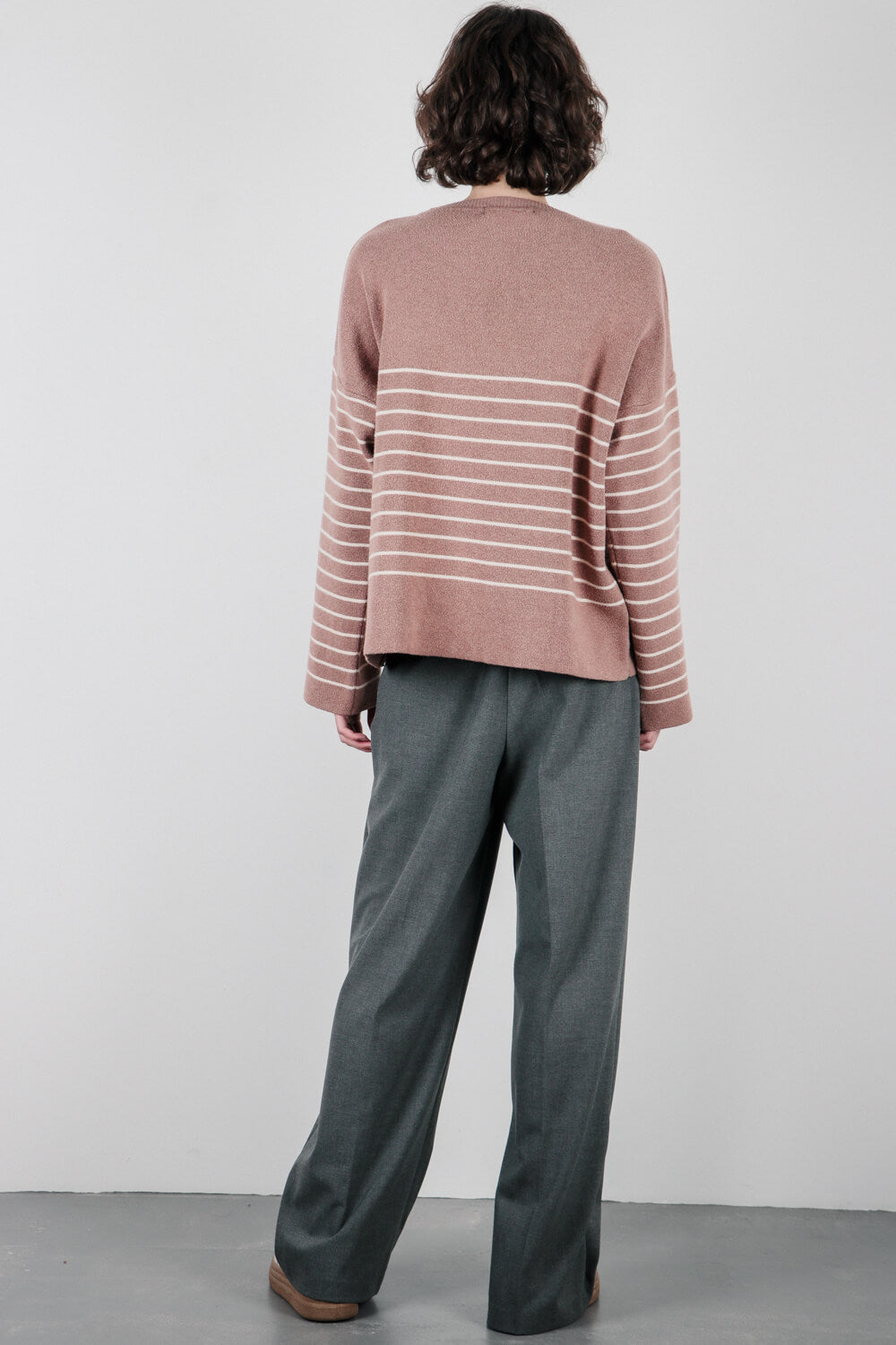 Πλεκτό πουλόβερ ριγέ