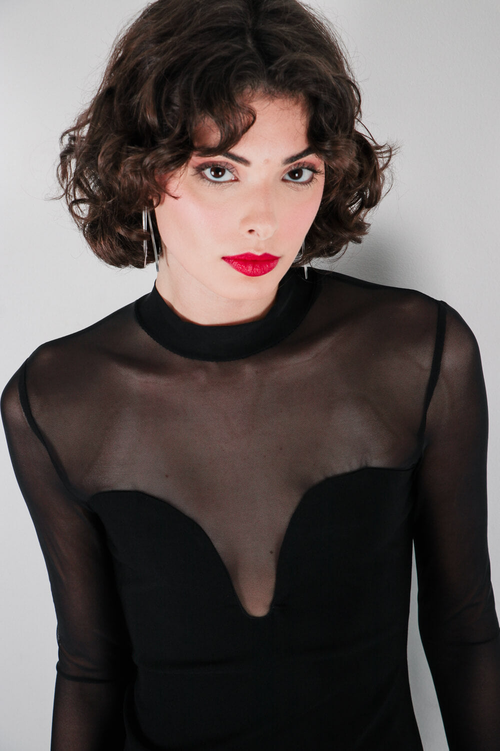 Μίνι φόρεμα με ντεκολτέ σε σχήμα καρδιάς