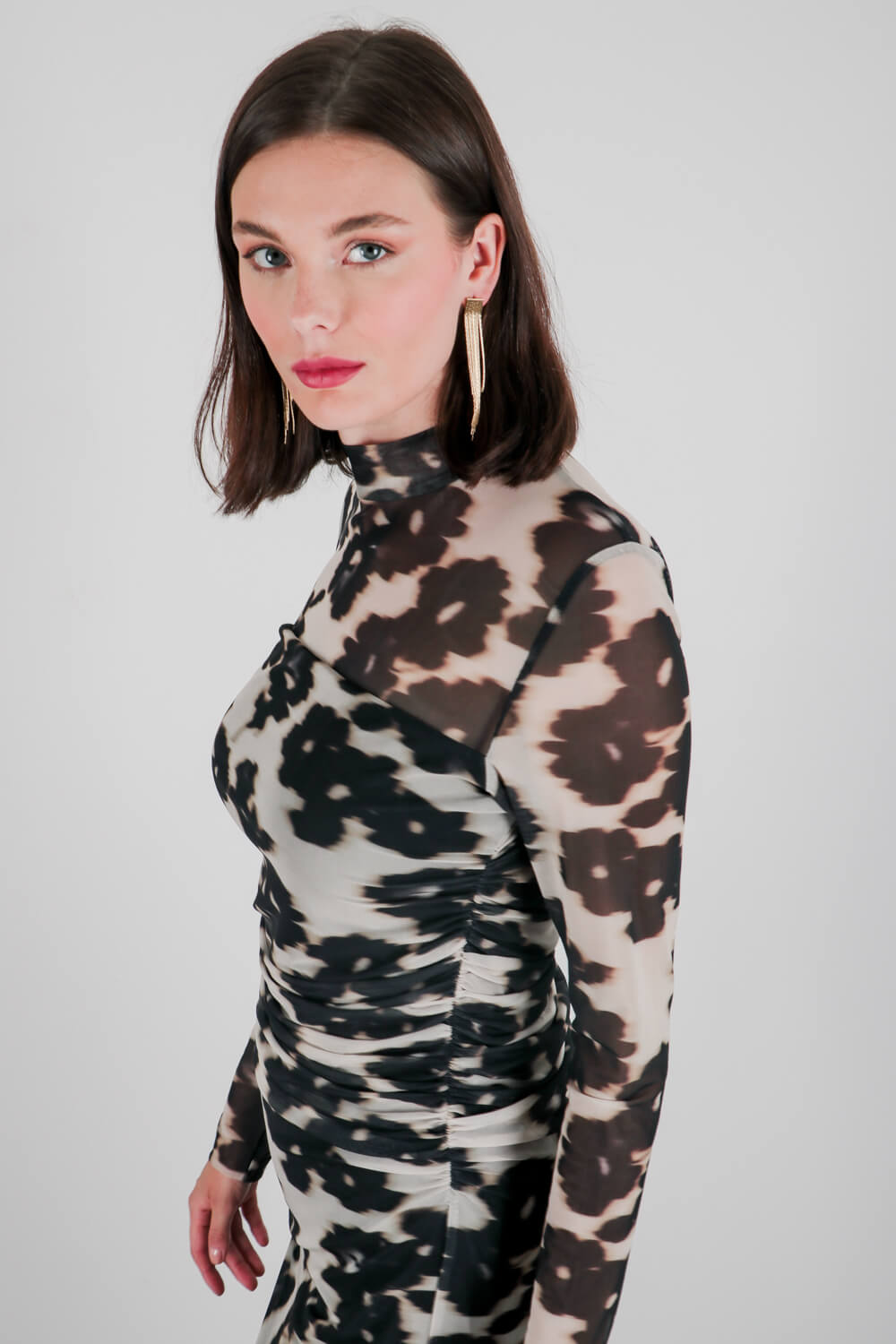 Εμπριμέ φόρεμα από τούλι