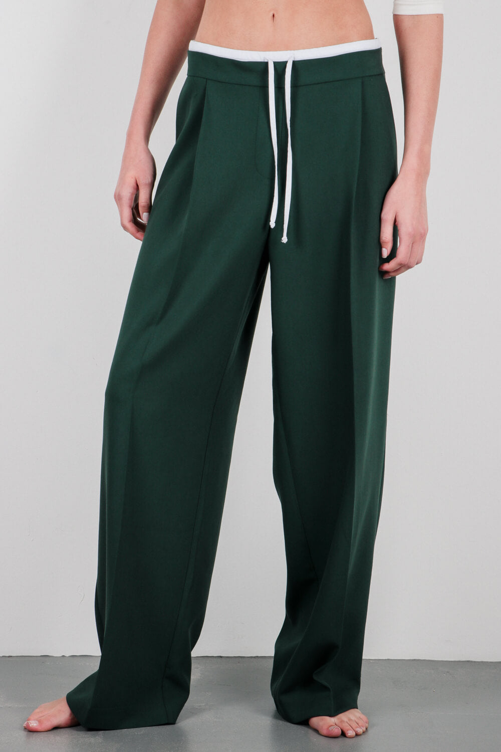 Φαρδύ παντελόνι με διπλή μέση