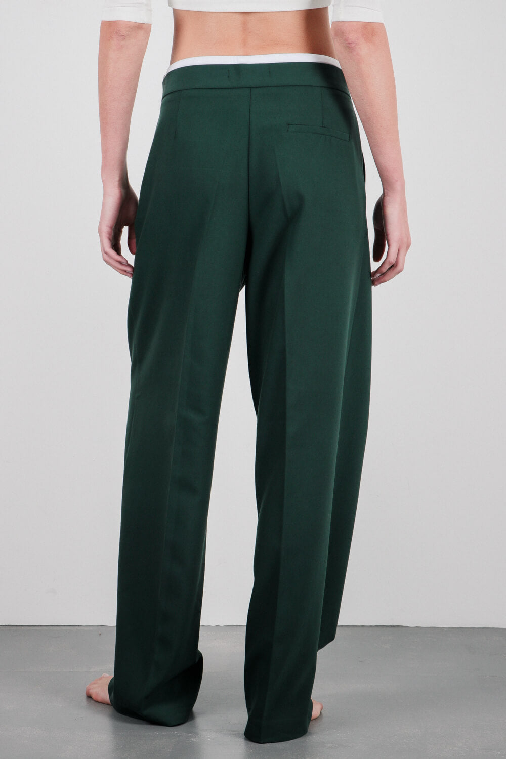 Φαρδύ παντελόνι με διπλή μέση