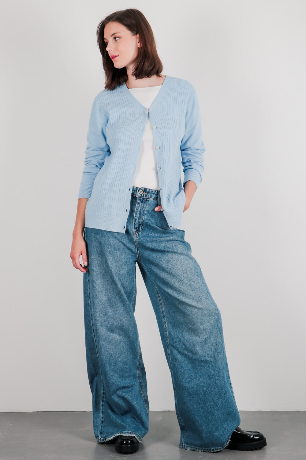 Πλεκτή ζακέτα με πέρλες