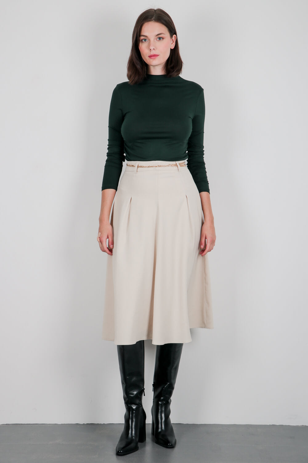 Μίντι φούστα