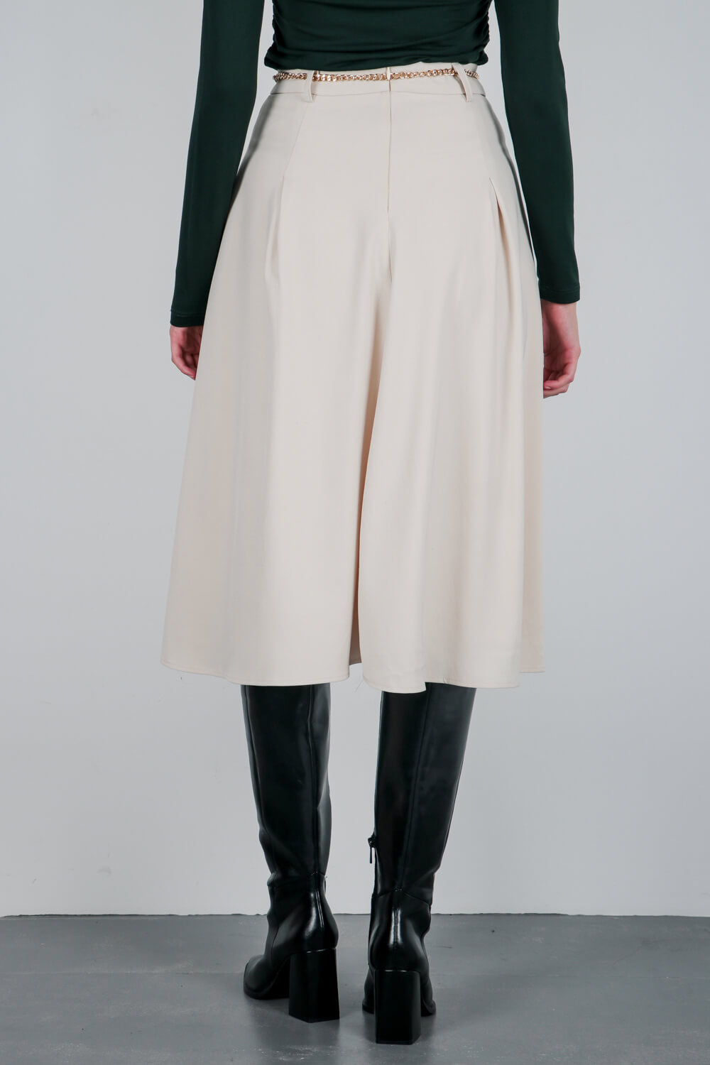 Μίντι φούστα