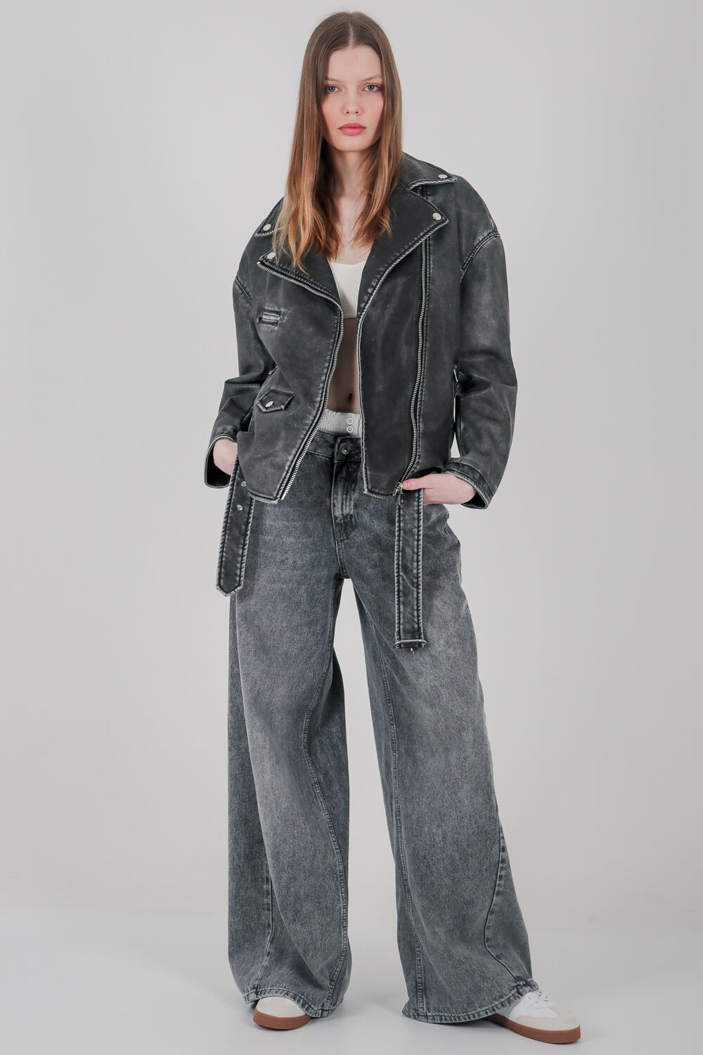 Μπουφάν biker oversized με υφή δέρματος