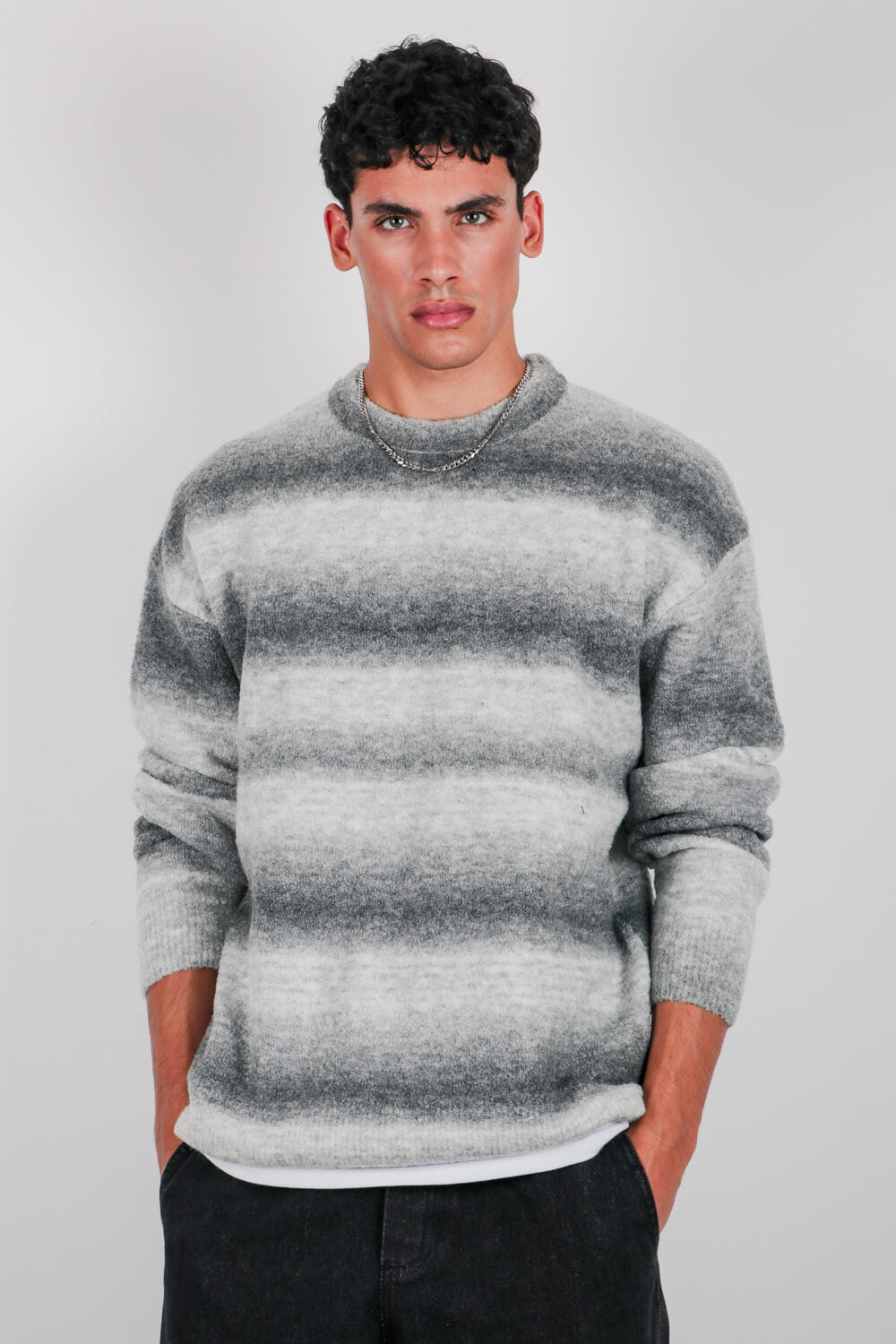 Πλεκτή μπλούζα με ρίγες