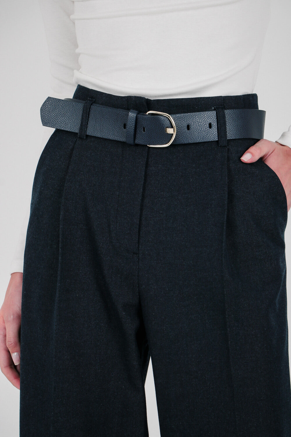 Παντελόνι carrot με ζώνη