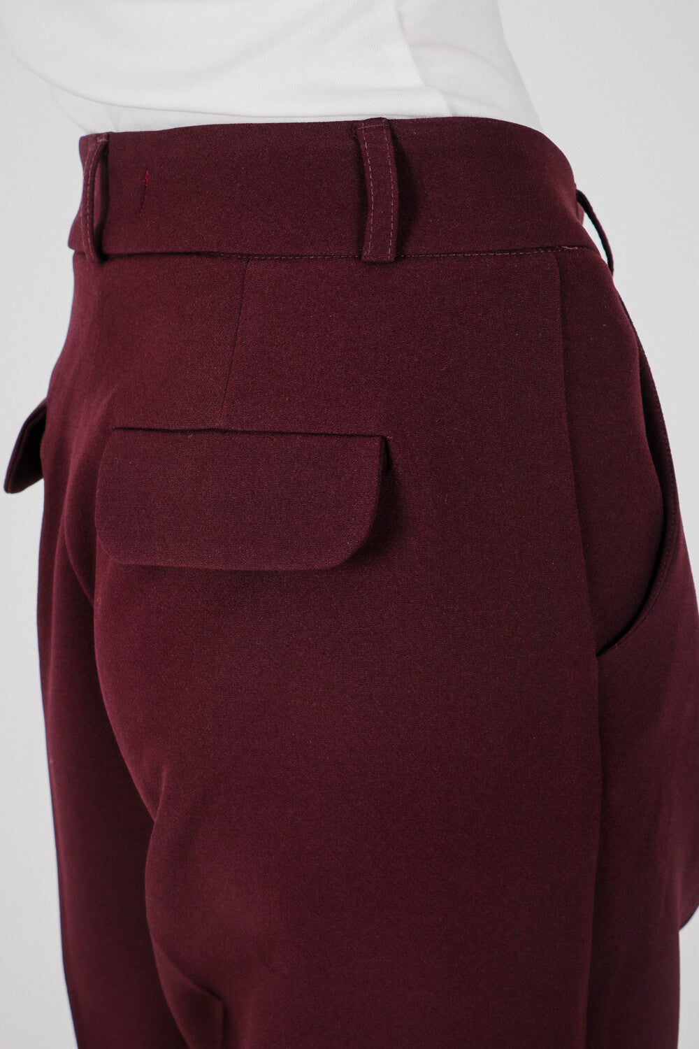 Παντελόνι carrot με ζώνη