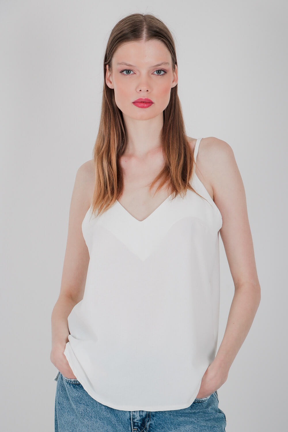 Μπλούζα με λεπτές τιράντες