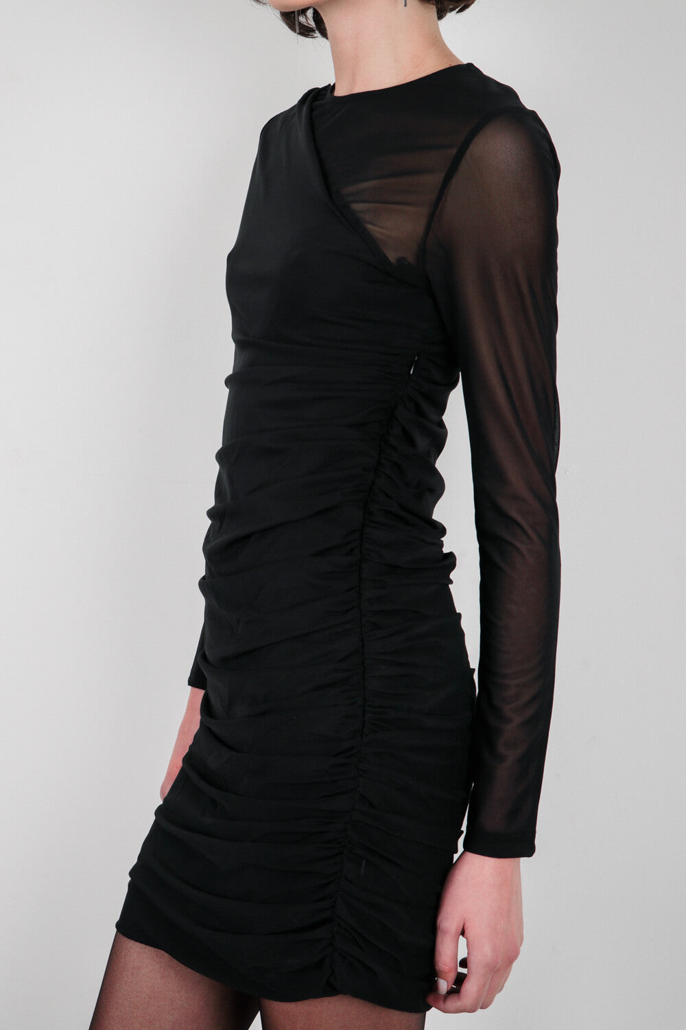 Εφαρμοστό μίνι φόρεμα