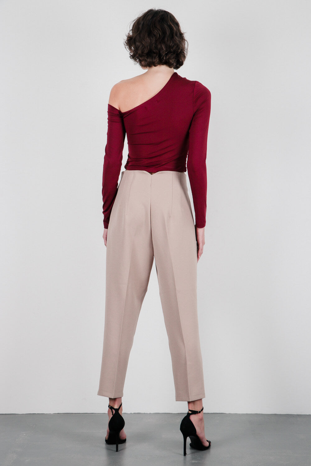 Παντελόνι με τονισμένες ραφές