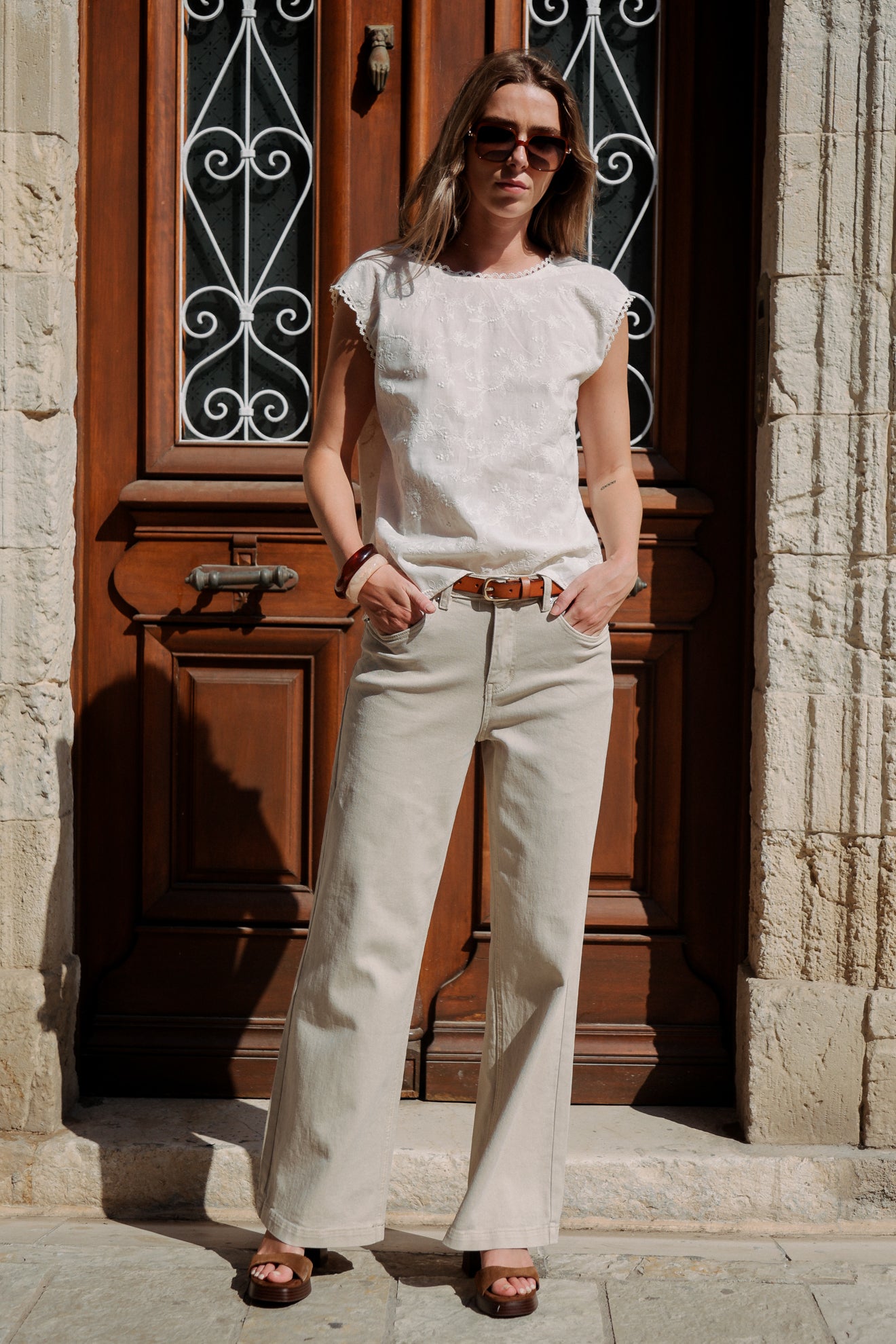 Βαμβακερή μπλούζα με κεντήματα