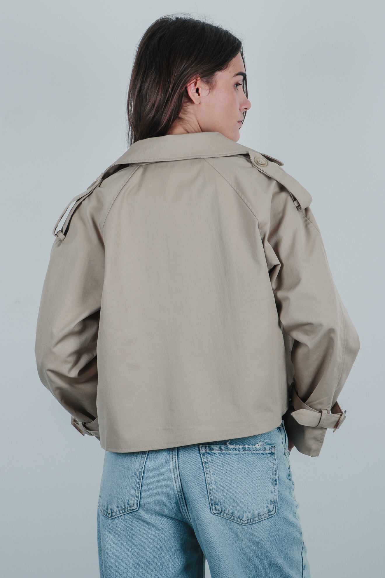 Κοντή καμπαρντίνα με μείγμα βαμβακιού