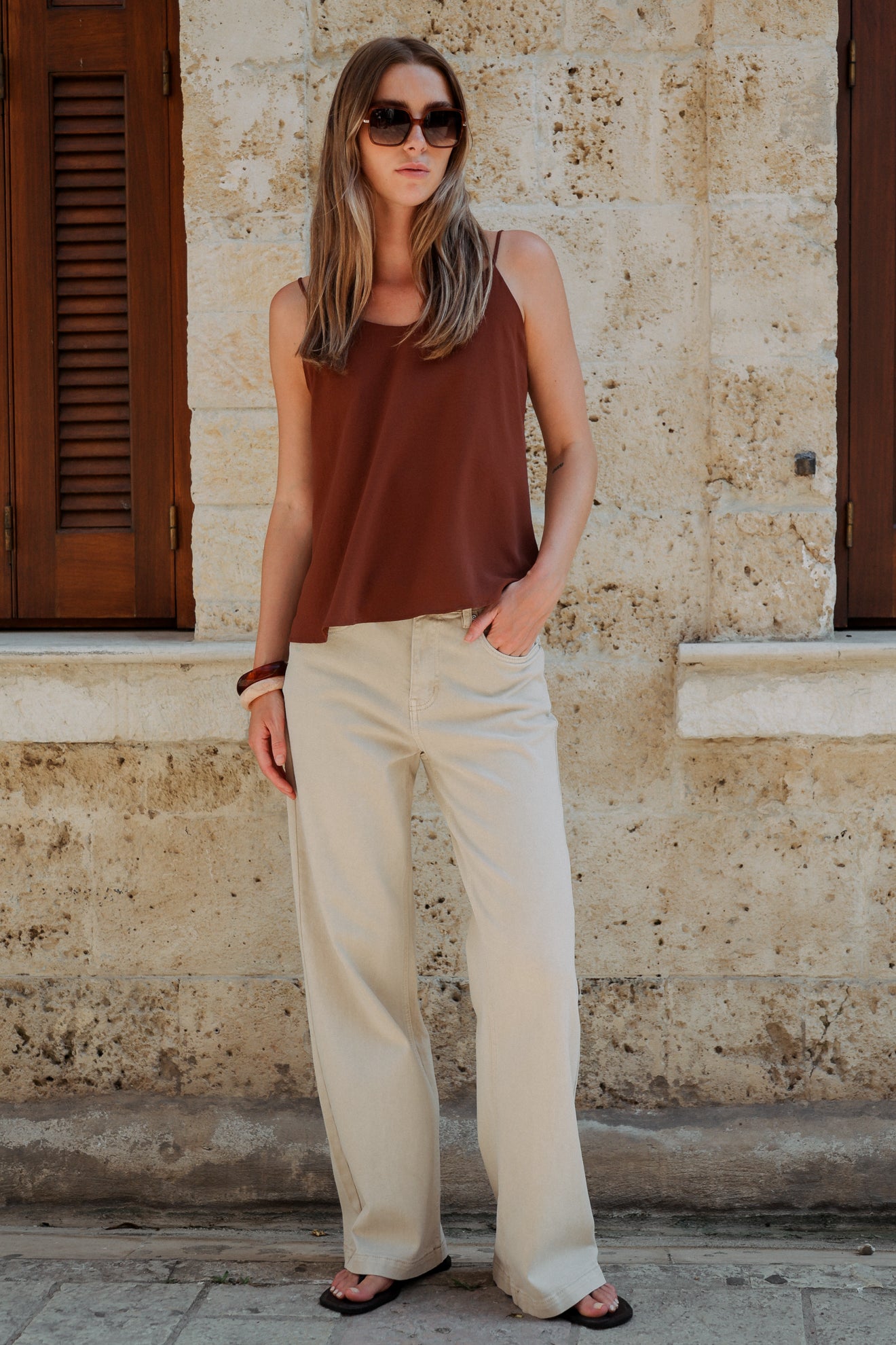 Μπλούζα με λεπτή τιράντα