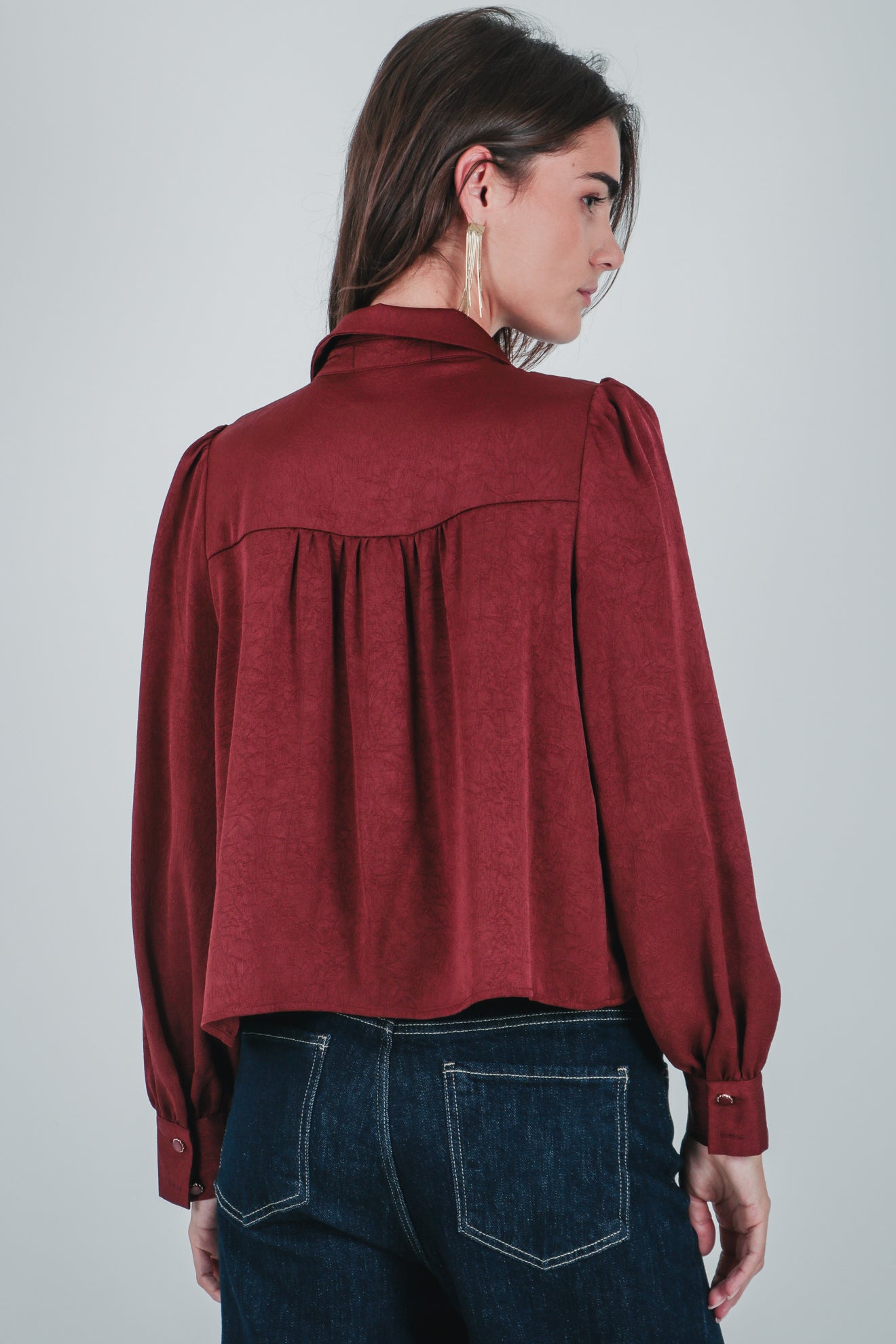 Πουκάμισο με τσαλακωμένη όψη