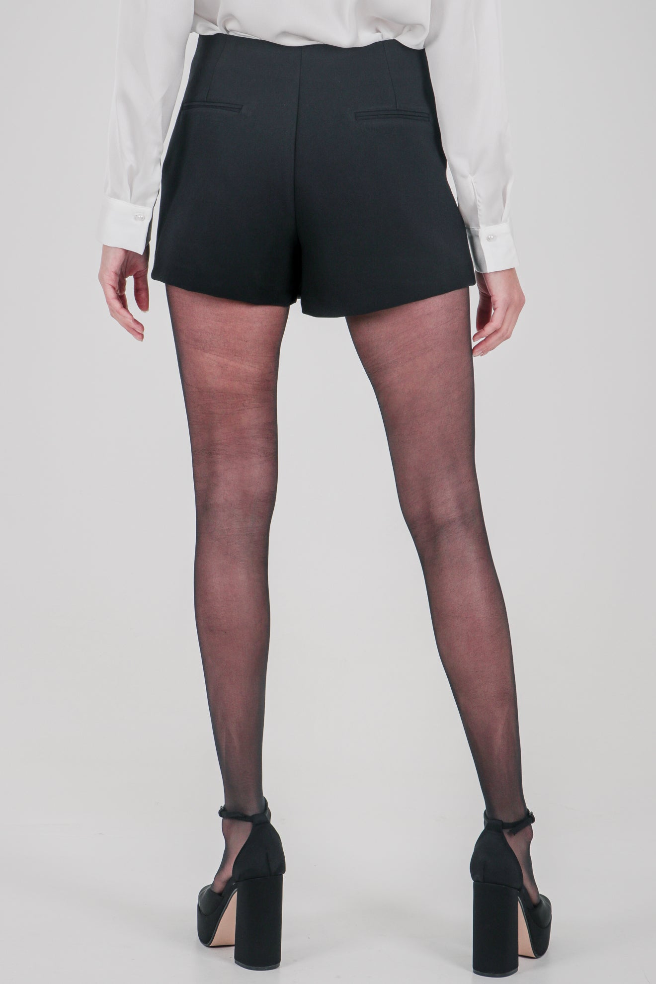 Ασύμμετρη φούστα σορτς