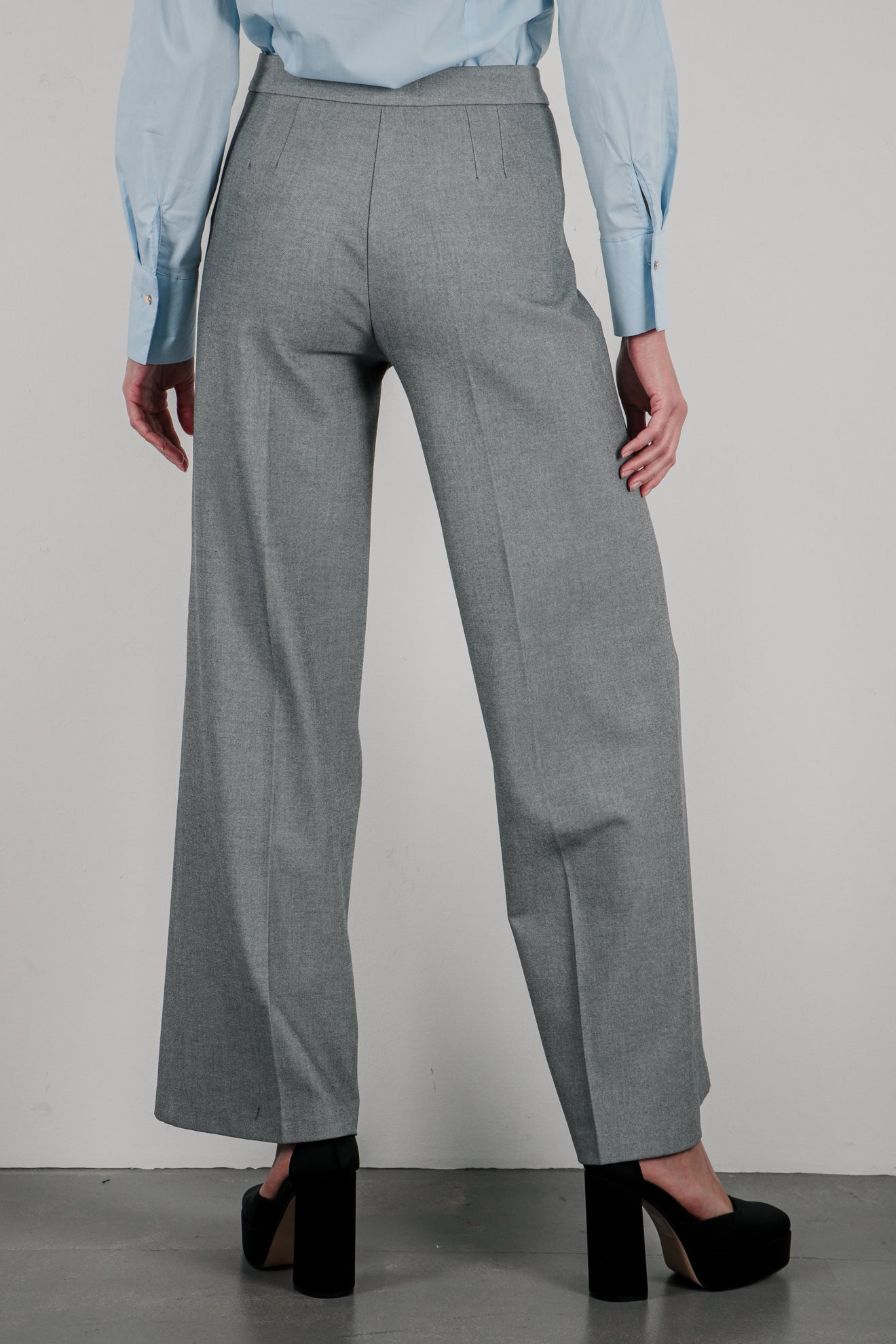 Φαρδύ παντελόνι με σχέδιο ύφανσης