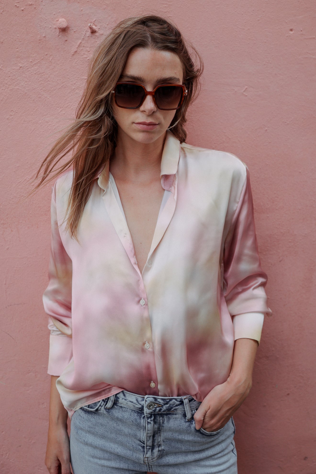 Εμπριμέ πουκάμισο σατέν