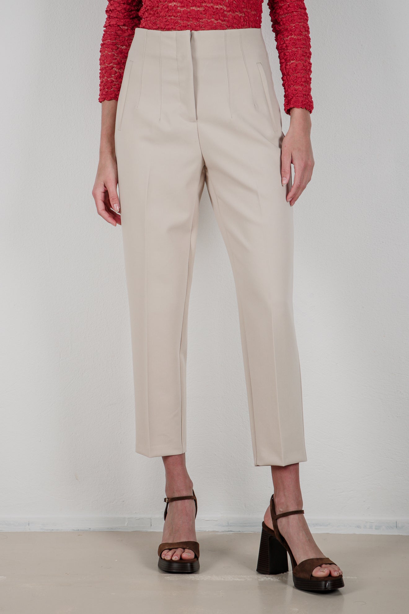 Παντελόνι με τονισμένες ραφές