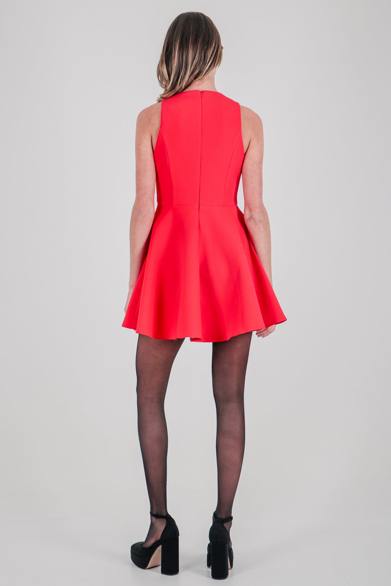 Κοντό φόρεμα εβαζέ