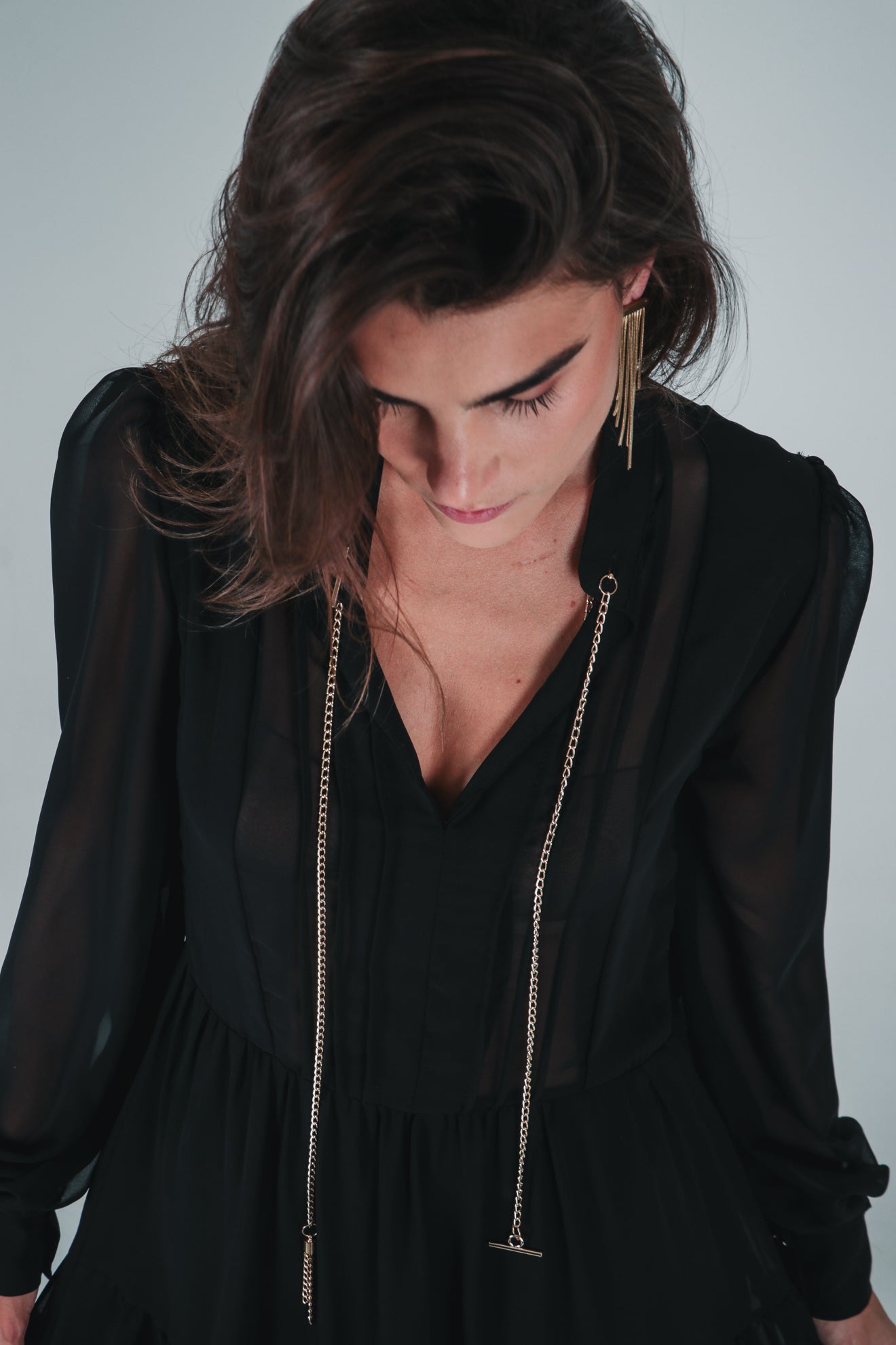 Μακρύ ημιδιάφανο φόρεμα