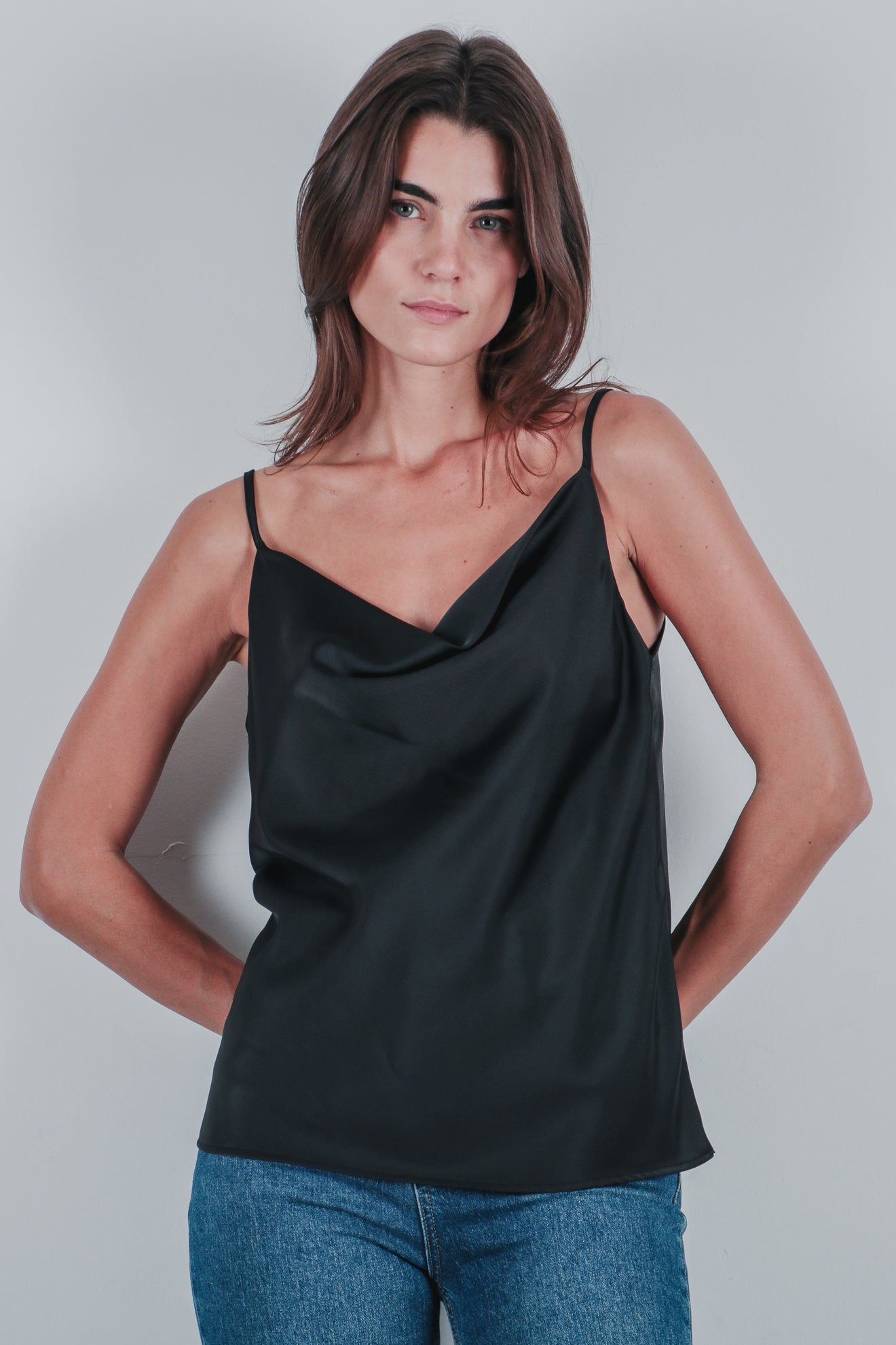 Σατινέ τοπ ντραπέ