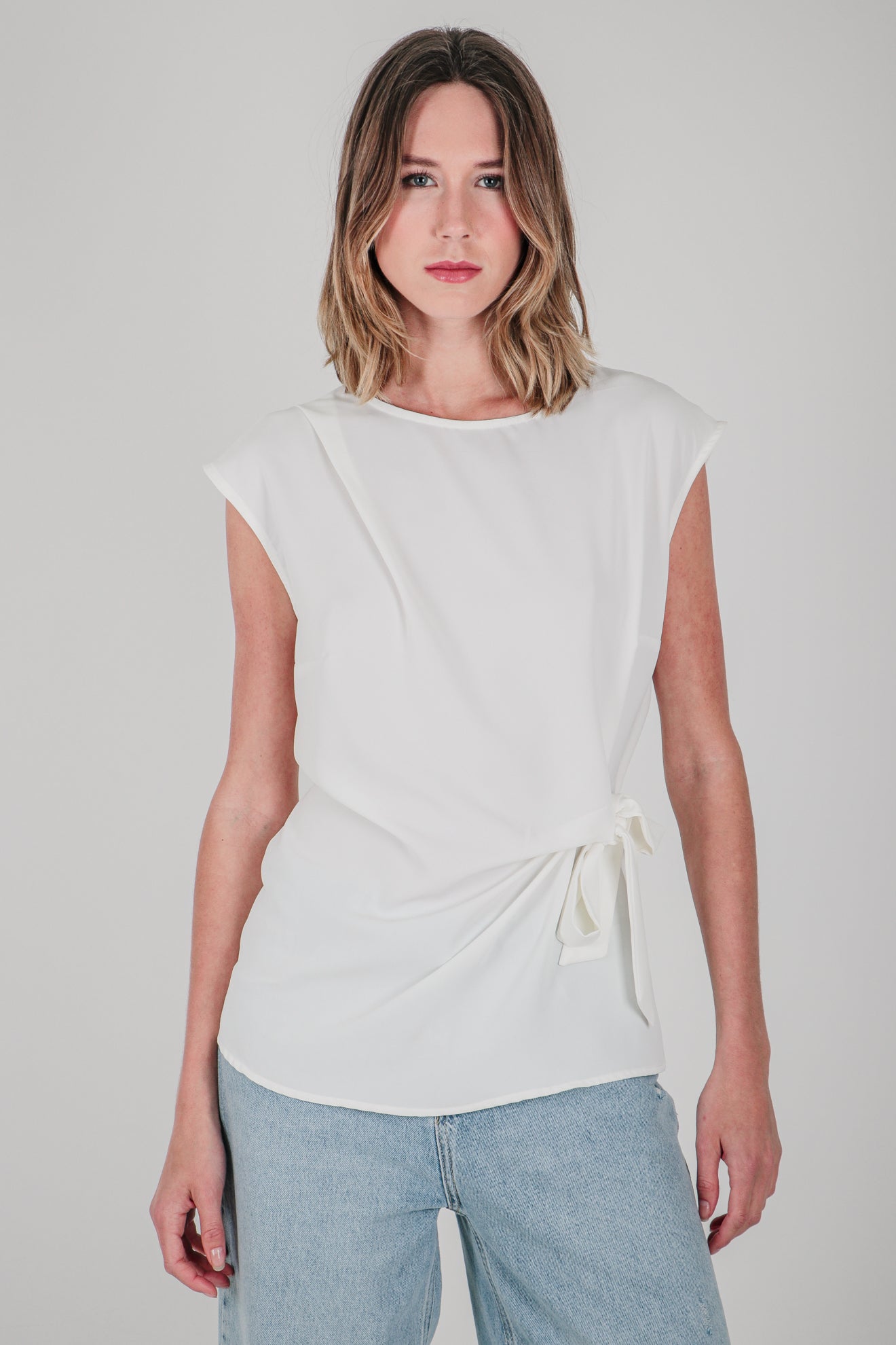 Μπλούζα με δέσιμο