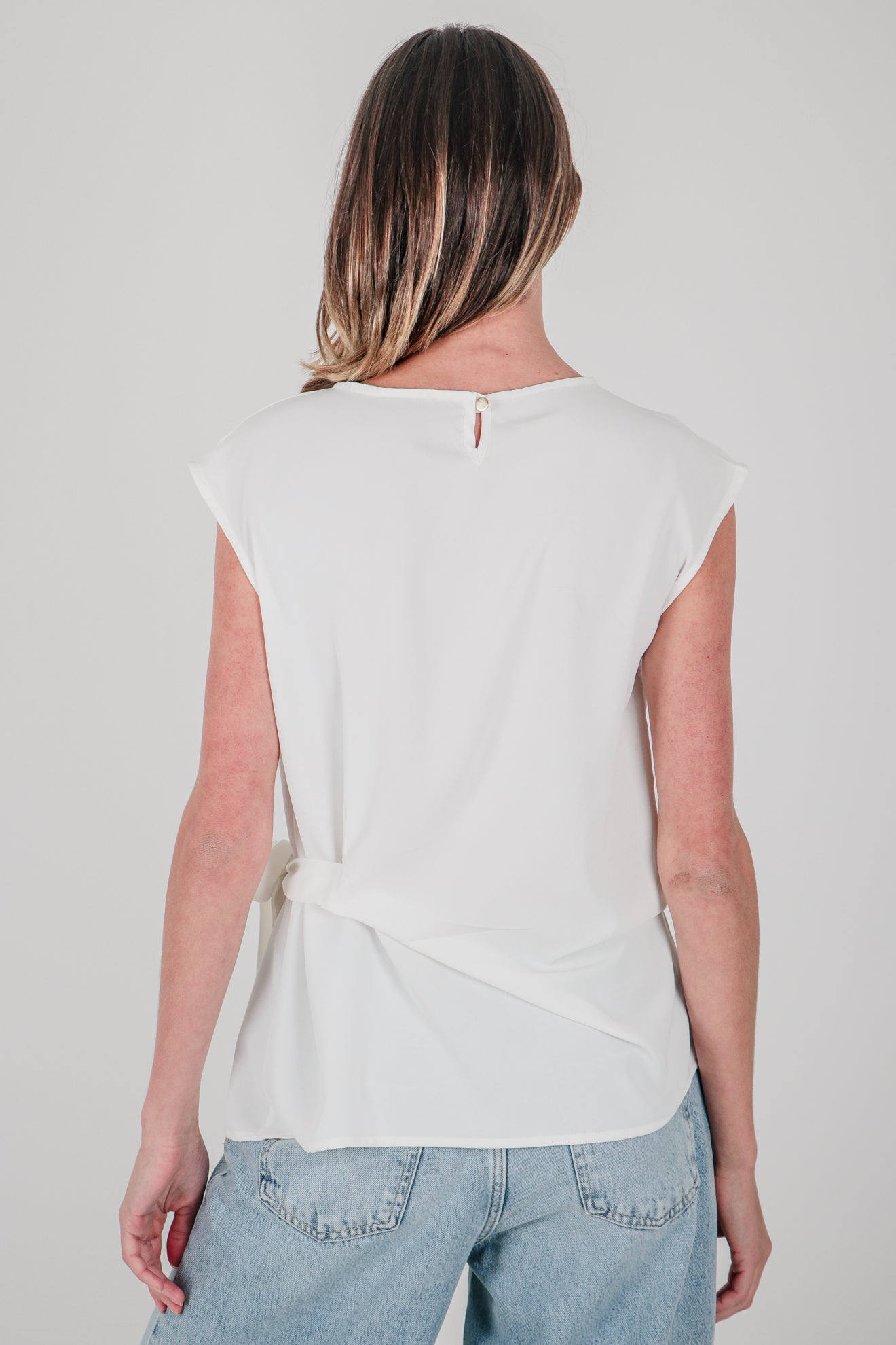 Μπλούζα με δέσιμο