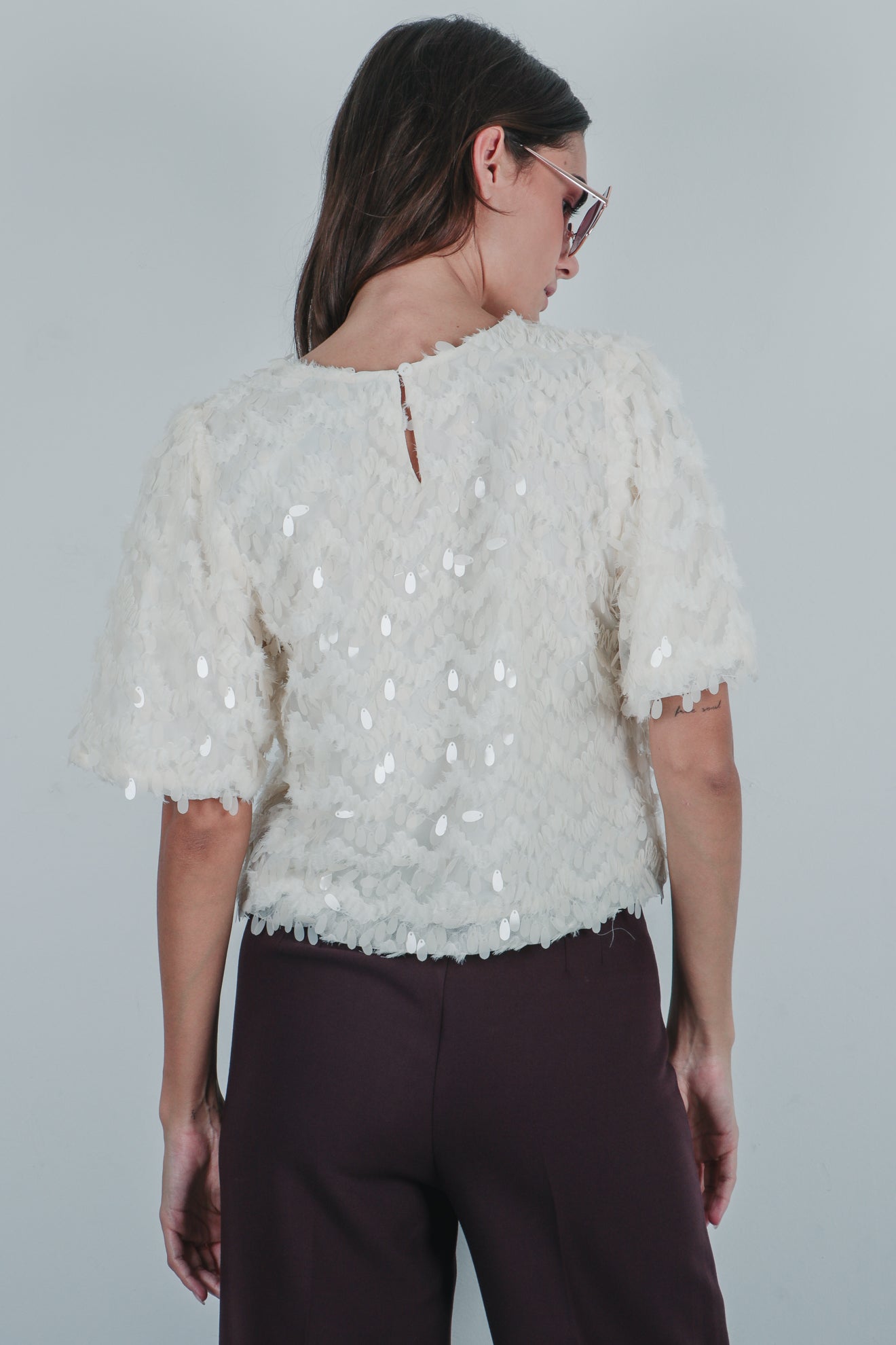 Τοπ από τούλι με πούλιες