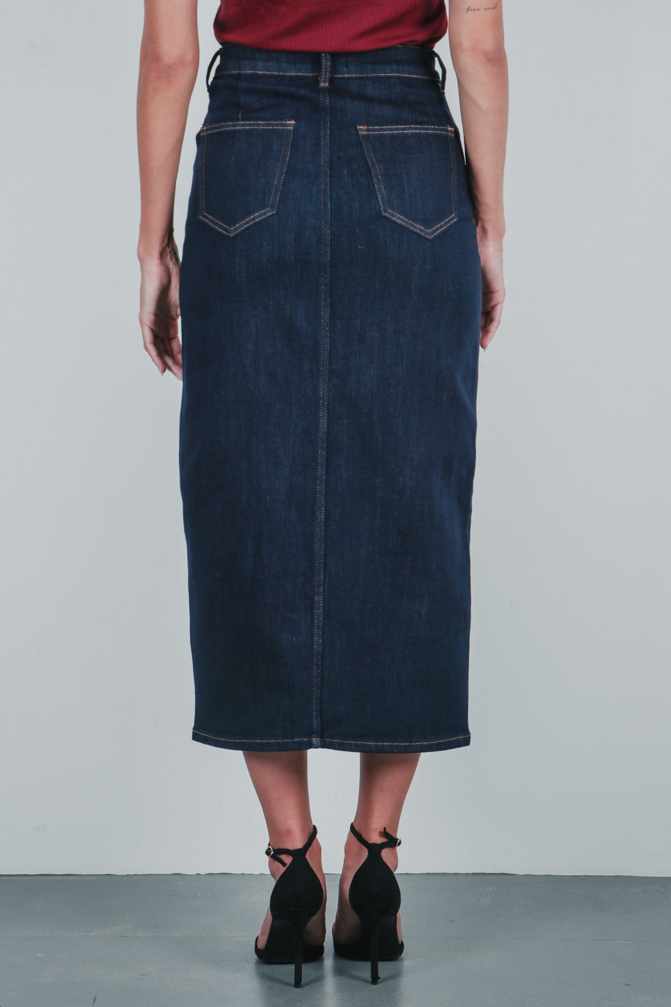 Φούστα ντένιμ με άνοιγμα