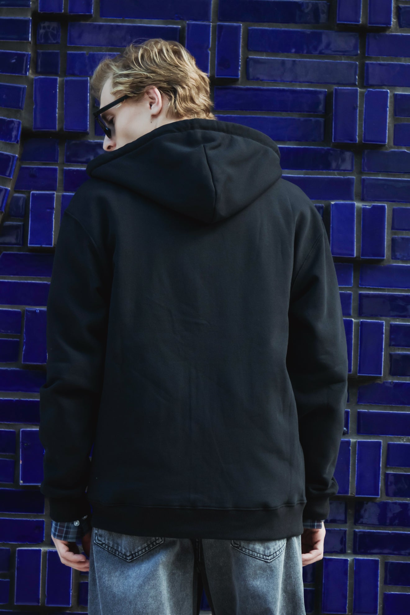 Φούτερ με φερμουάρ και κουκούλα