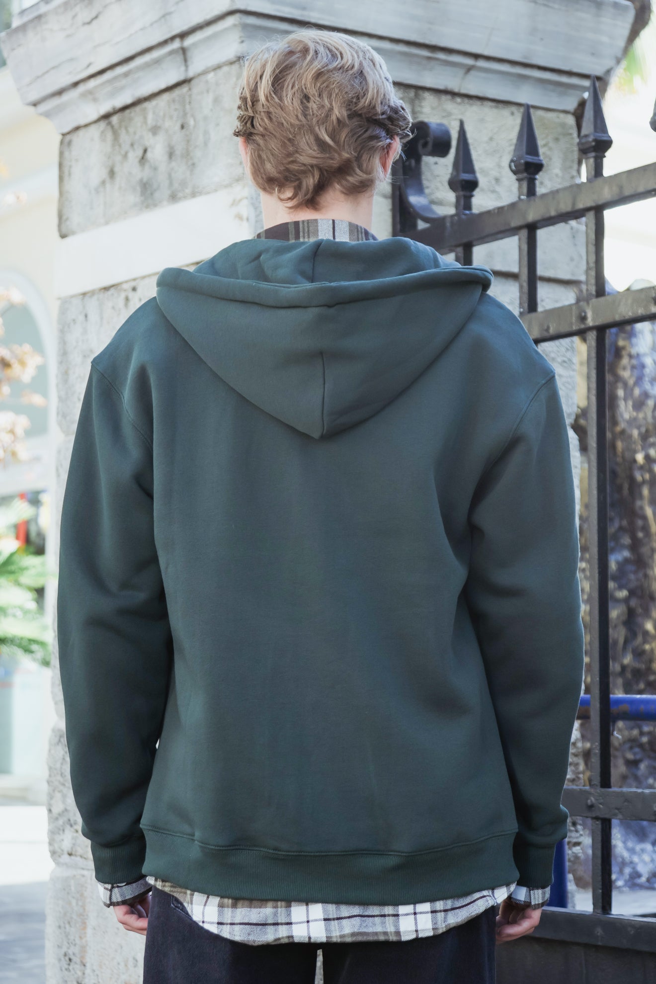 Φούτερ με φερμουάρ και κουκούλα