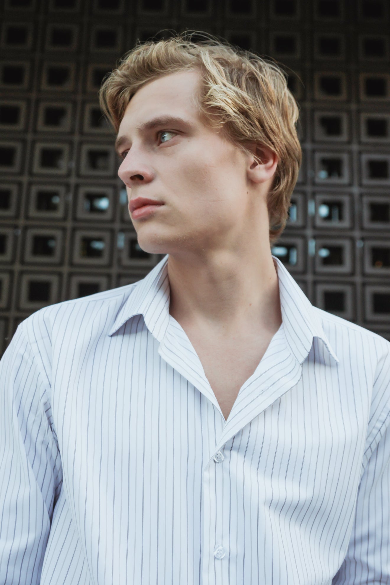 Ριγέ πουκάμισο